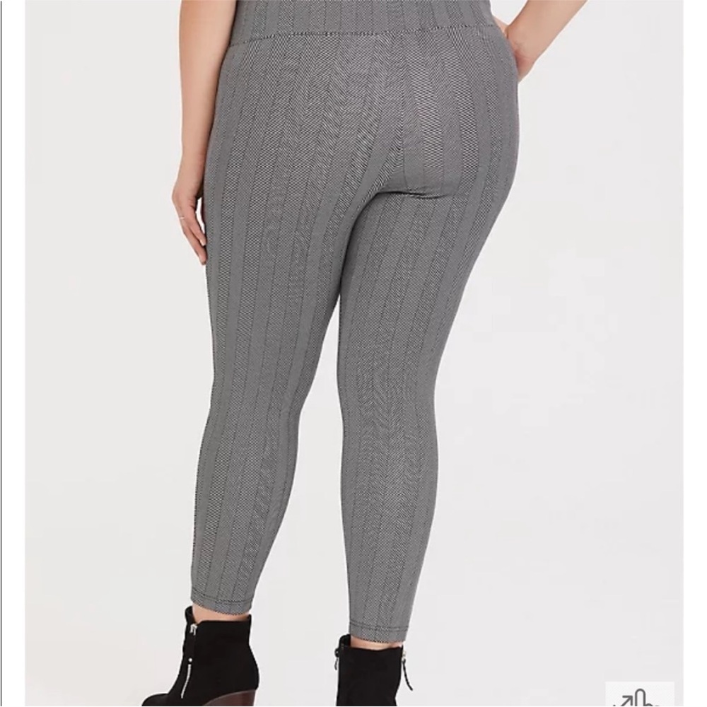 Torrid Gray Knit Leggings - Picture 3 of 7